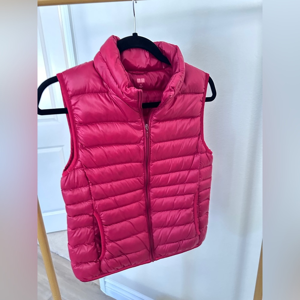 Uniqlo Women's Pink Puffer Vest